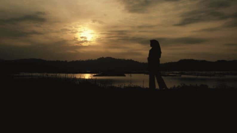 Are two female witnesses equal to one in Islam?