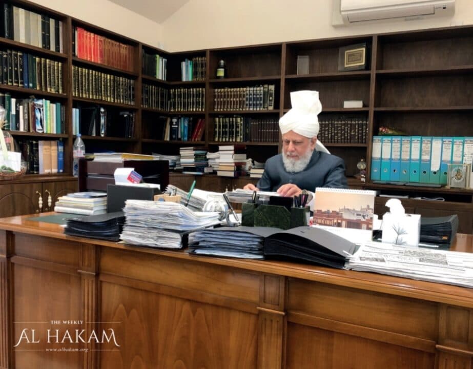 “If this was a sign, then first and foremost, I would have announced it”: Instructions from Huzoor regarding coronavirus
