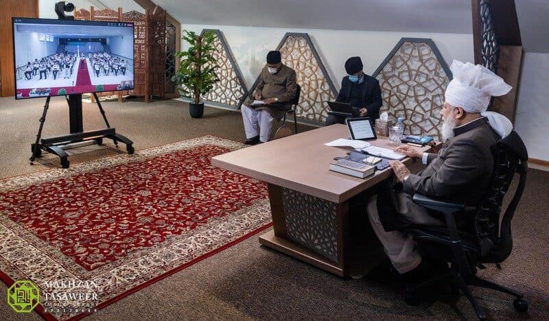 If the war escalates, half the world will be destroyed: Members of Majlis Atfal-ul-Ahmadiyya Norway meet Hazrat Khalifatul Masih V