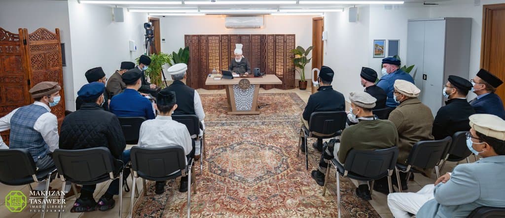 Preach through your personal example: Huzoor guides new converts from Canada