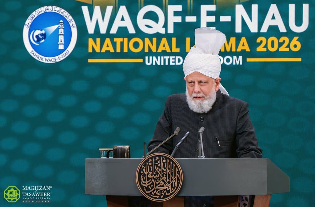 True peace and contentment lie in the nearness of Allah: Huzoor’s address to waqifaat-e-nau at UK Ijtema 2026