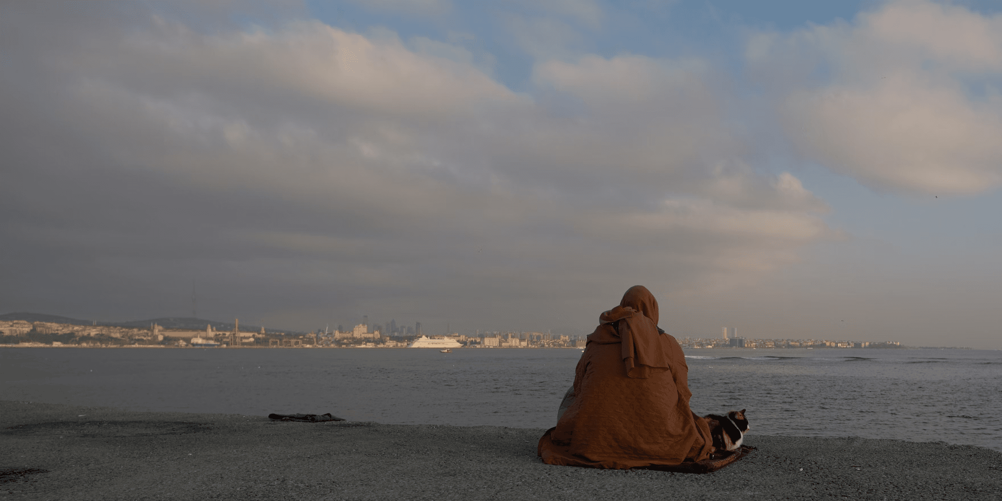 Answers to Everyday Issues – Part 114: Divorce, washing hair during menstruation, Wasiyyat form, timeline of the Battle of Uhud and handshakes with the opposite gender