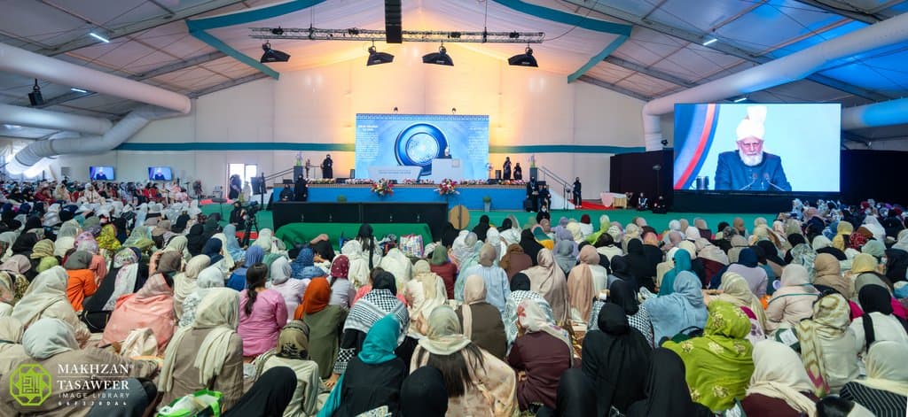 Strengthening faith in the modern age: Huzoor addresses Lajna at Jalsa Salana UK 2026