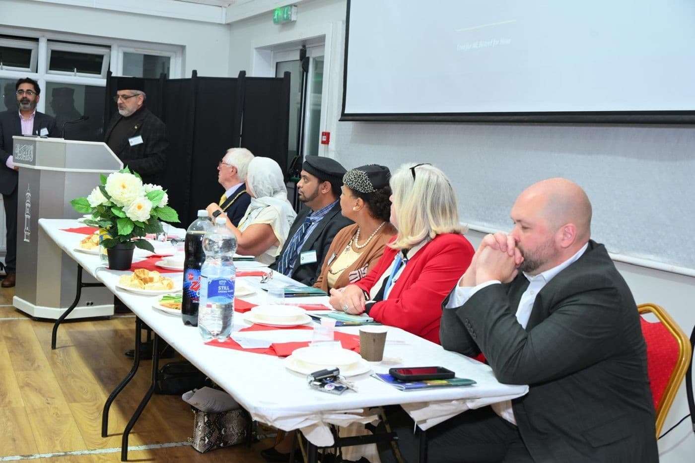 ‘Building Better Neighbourhoods’: Fazl Mosque centenary event held by South East Region