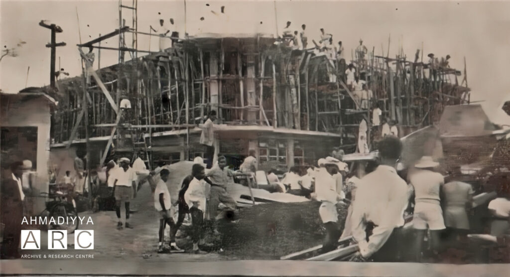 Far from London, a mosque in Mauritius is being constructed 